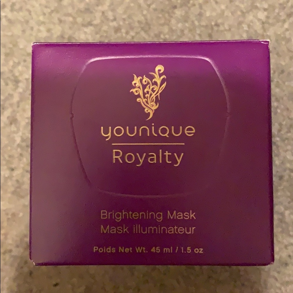 Brightening mask